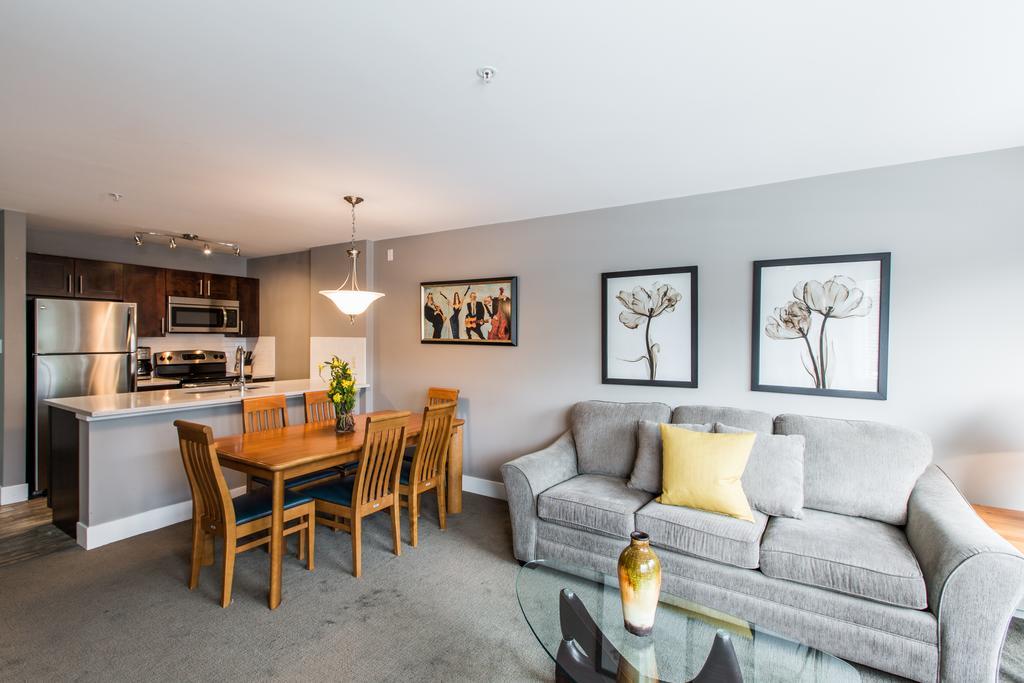 Whistler Blackcomb Vacation Rentals - Village North ภายนอก รูปภาพ