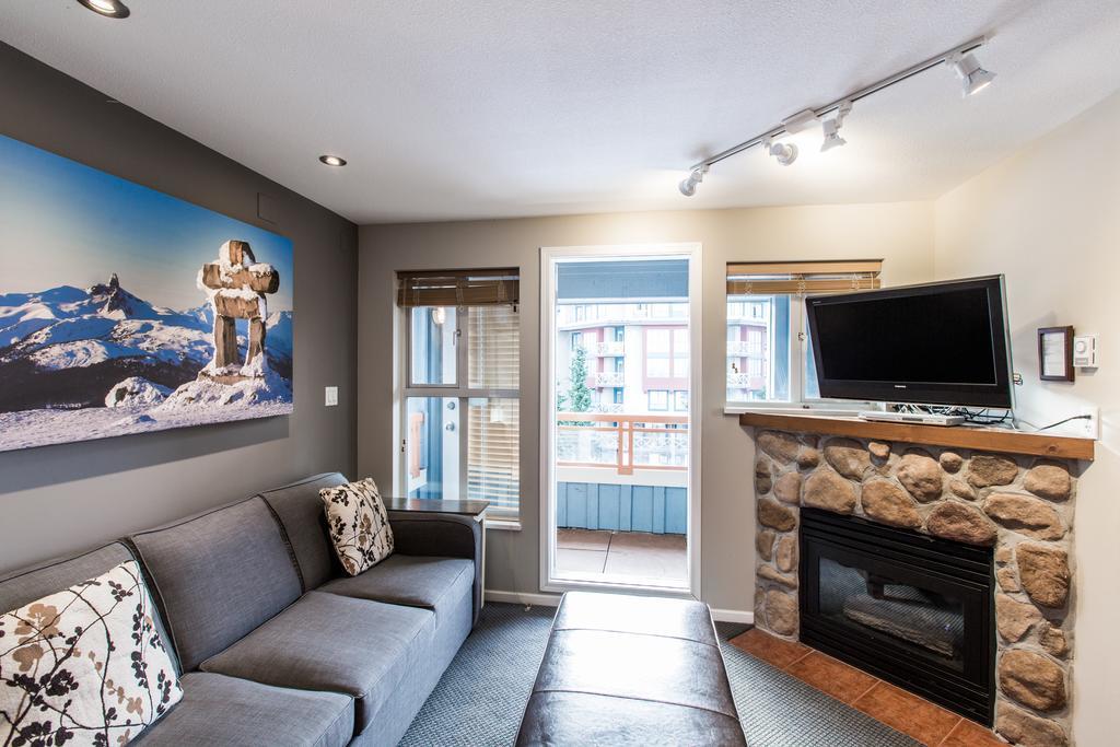 Whistler Blackcomb Vacation Rentals - Village North ภายนอก รูปภาพ