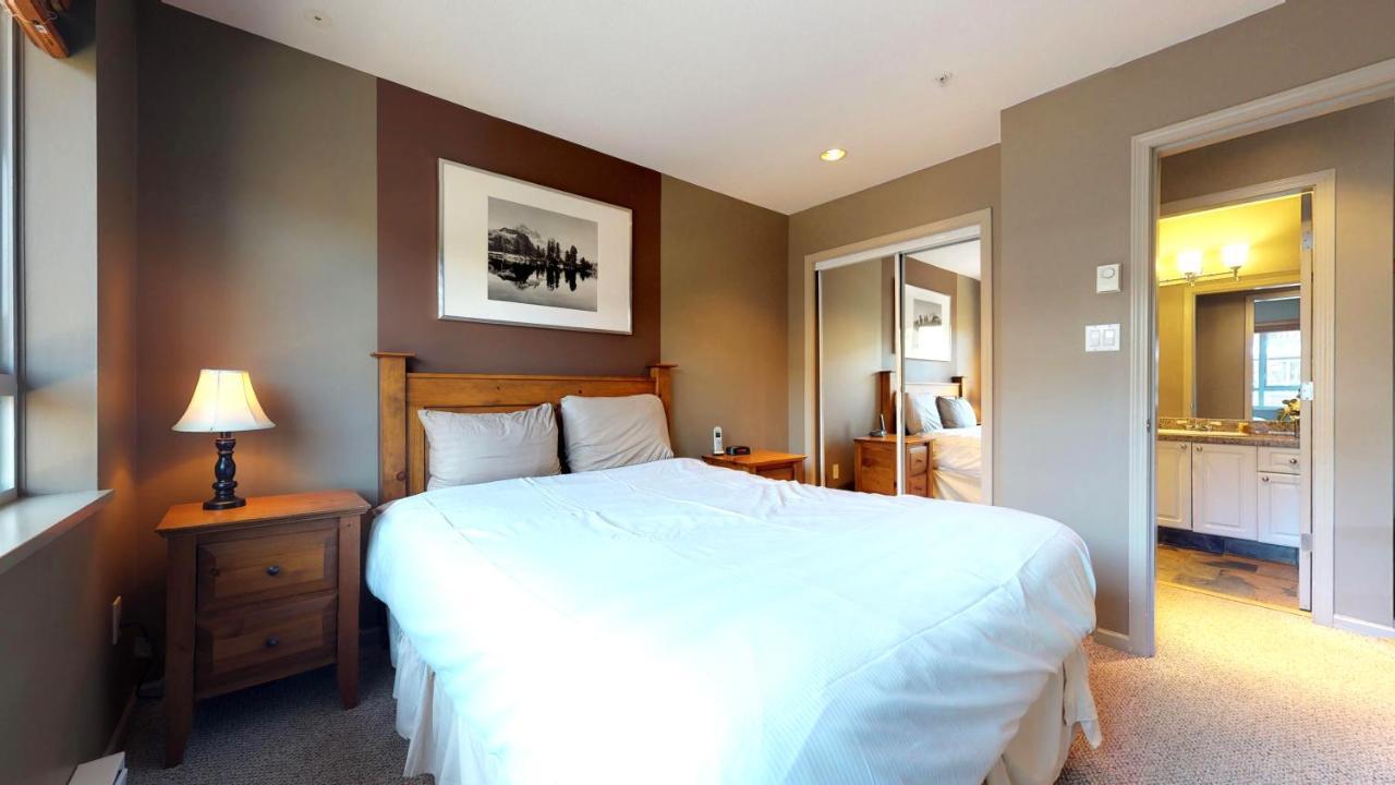Whistler Blackcomb Vacation Rentals - Village North ภายนอก รูปภาพ