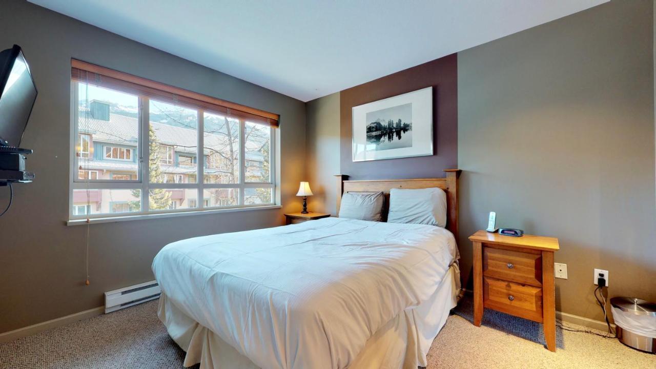 Whistler Blackcomb Vacation Rentals - Village North ภายนอก รูปภาพ
