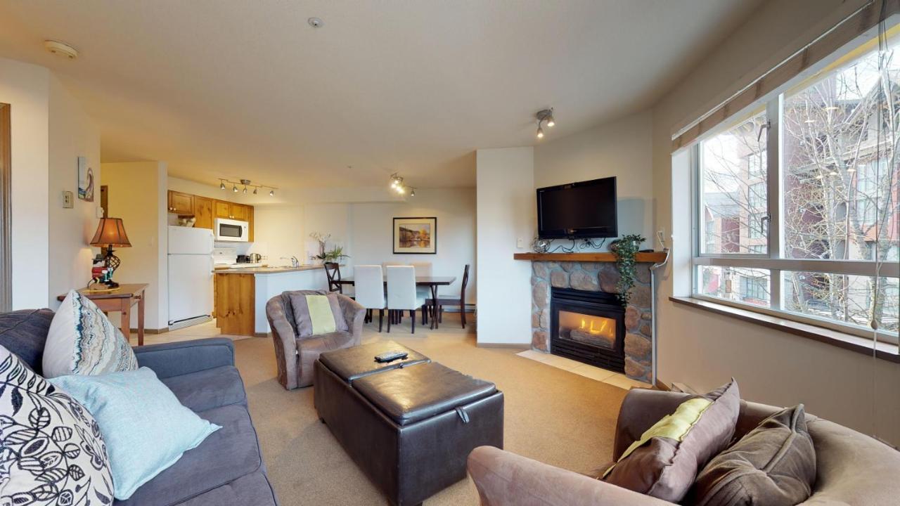 Whistler Blackcomb Vacation Rentals - Village North ภายนอก รูปภาพ