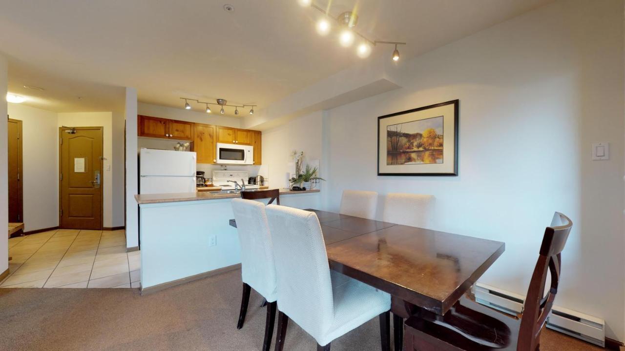 Whistler Blackcomb Vacation Rentals - Village North ภายนอก รูปภาพ