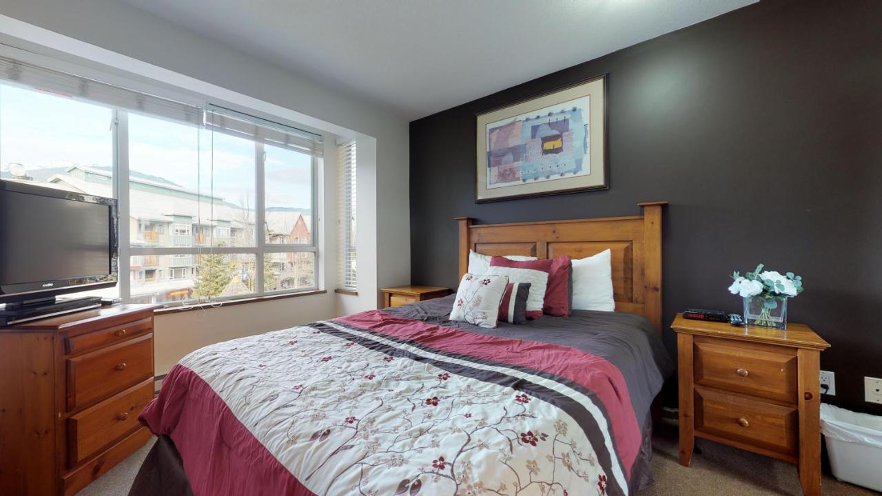 Whistler Blackcomb Vacation Rentals - Village North ภายนอก รูปภาพ